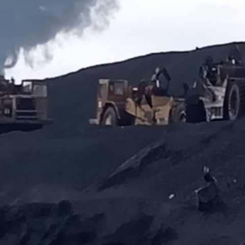 Transporte de carga y descarga de PETCOKE